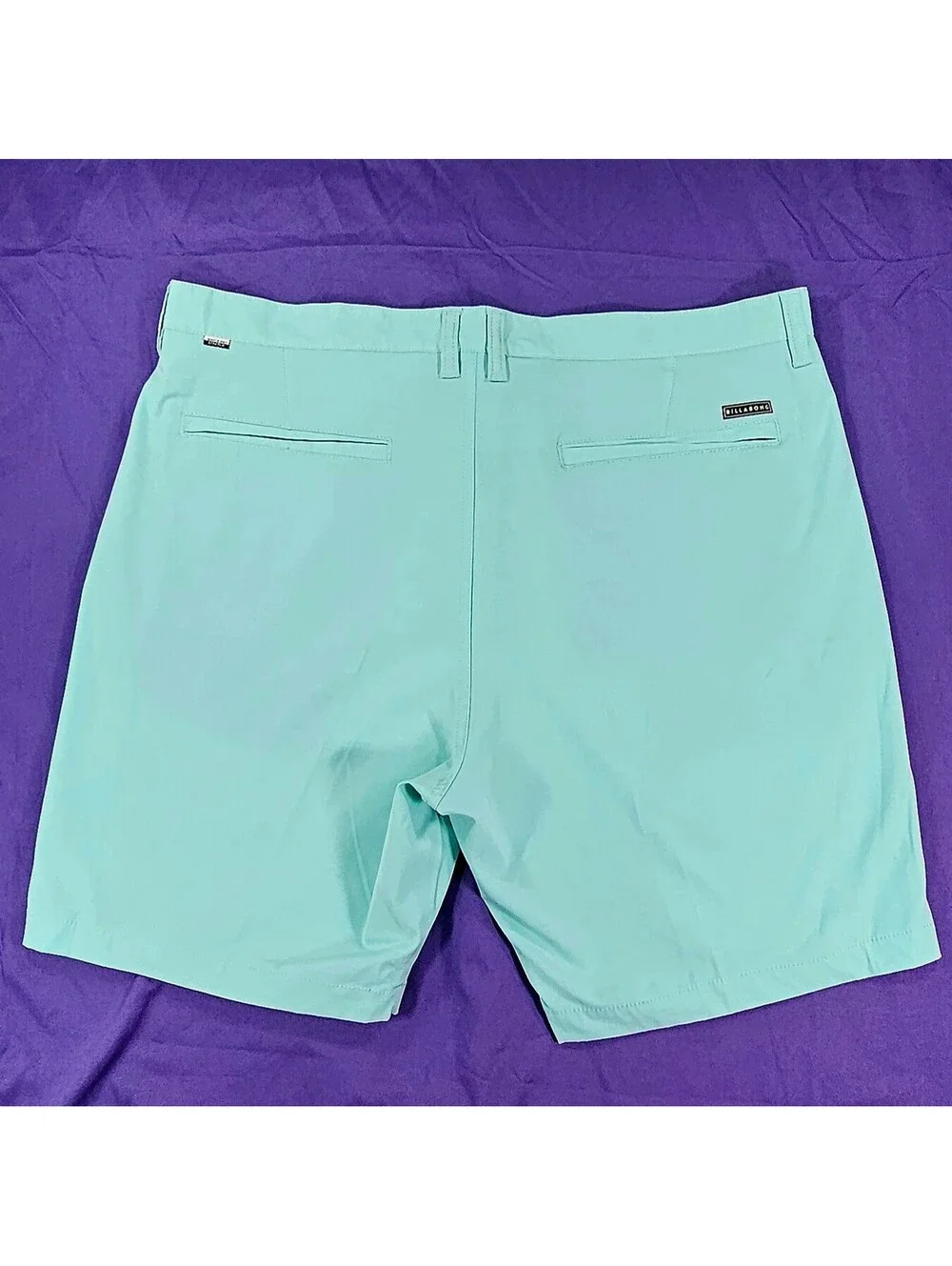 Billabong Crossfire Submersibles Men's Board Shorts. Aqua. Size 38
